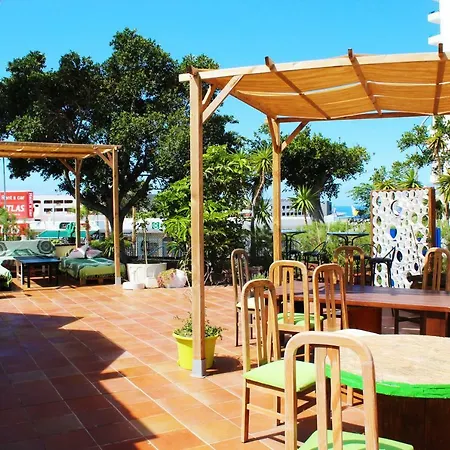 Paraiso Sun And Beach Apartment *